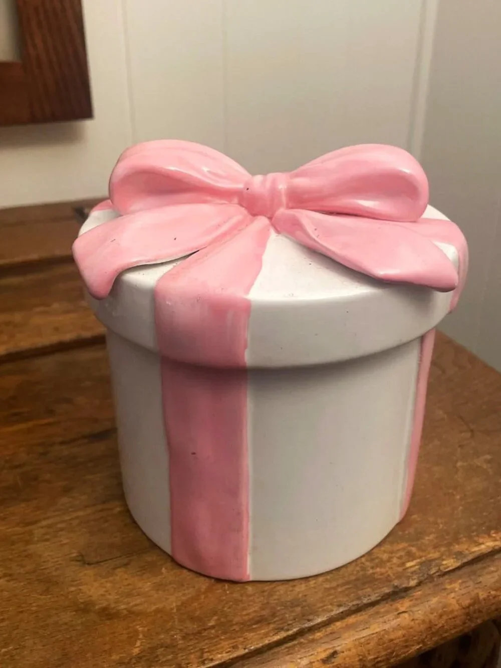 Vintage Teleflora Large Pink Bow Ceramic Gift Box with Lid  SHIPS FREE